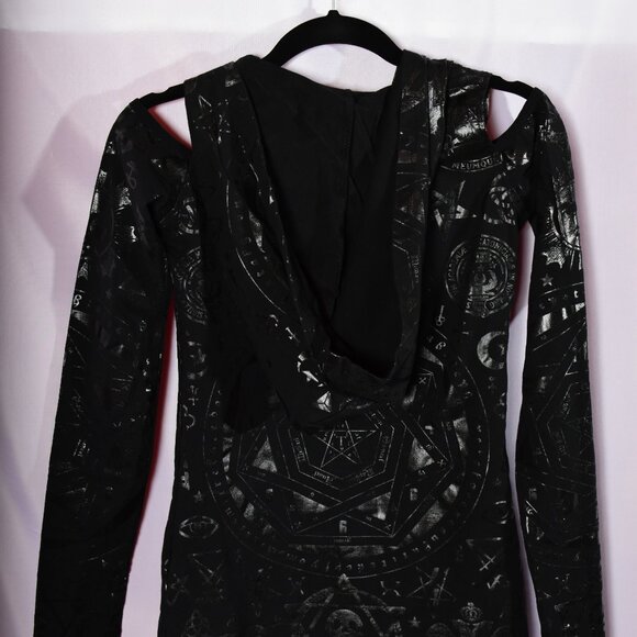 Killstar Occult Hooded Bodycon Cold Shoulder Dress - Picture 5 of 9